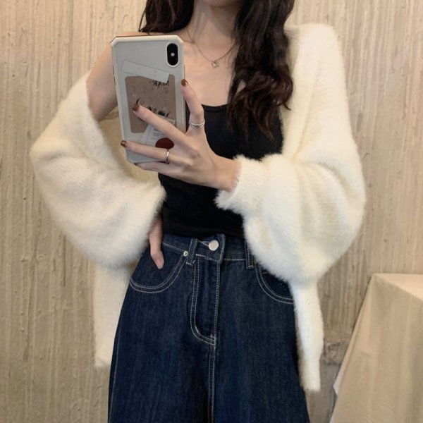 Spring And Autumn Mink-like Wool White Knitted Fabric Cardigan For Women