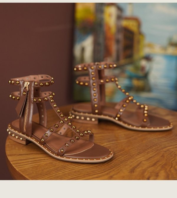 Women's Summer Flat Rivet Roman Sandals