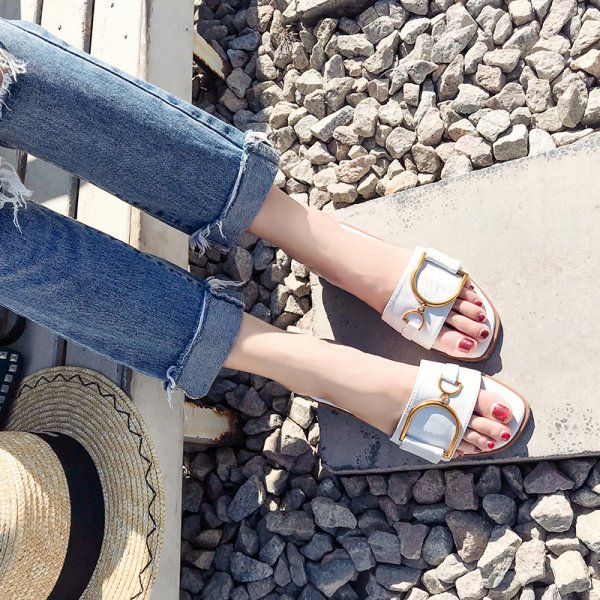 Women's Summer 2022 New Fashion All-matching Leisure Sandals Flat Shoes