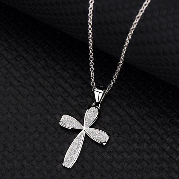 Classic Exquisite Cross Zircon Clavicle Chain