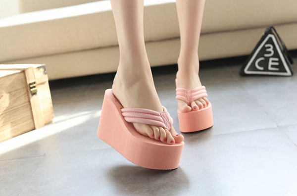 High-heeled flip-flops summer non-slip thick bottom clip to drag sandals and slippers