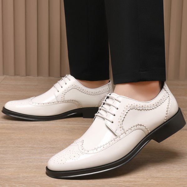 Men's Fashion Brogue Patent Leather Shiny Shoes