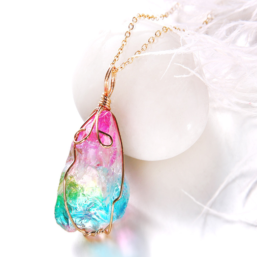 Seven Color Natural Raw Stone Winding Crystal Pendant Transparent Multi-Color Chain Necklace Necklace