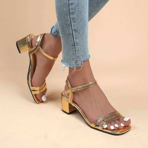 Women's Summer New Strap Sandals